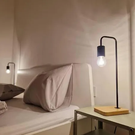 Nette Wohnung, 8 Km Rb Ring Apartment *